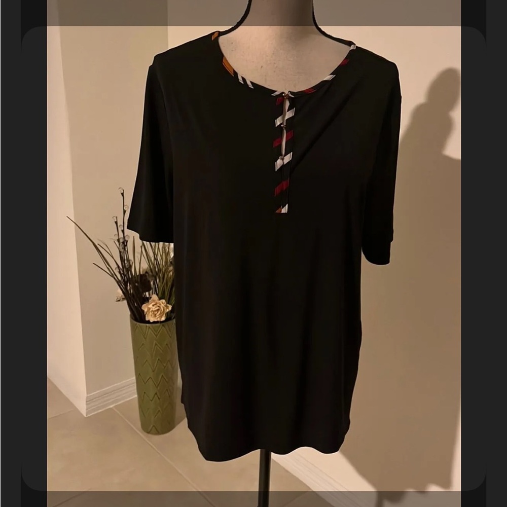 Chicos black shirt Sz 2 large very stretchy 755